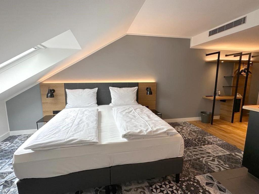 Alpengluehen Smart Hotel Olching Εξωτερικό φωτογραφία