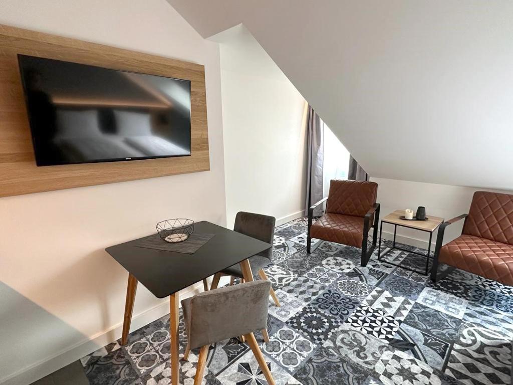 Alpengluehen Smart Hotel Olching Εξωτερικό φωτογραφία