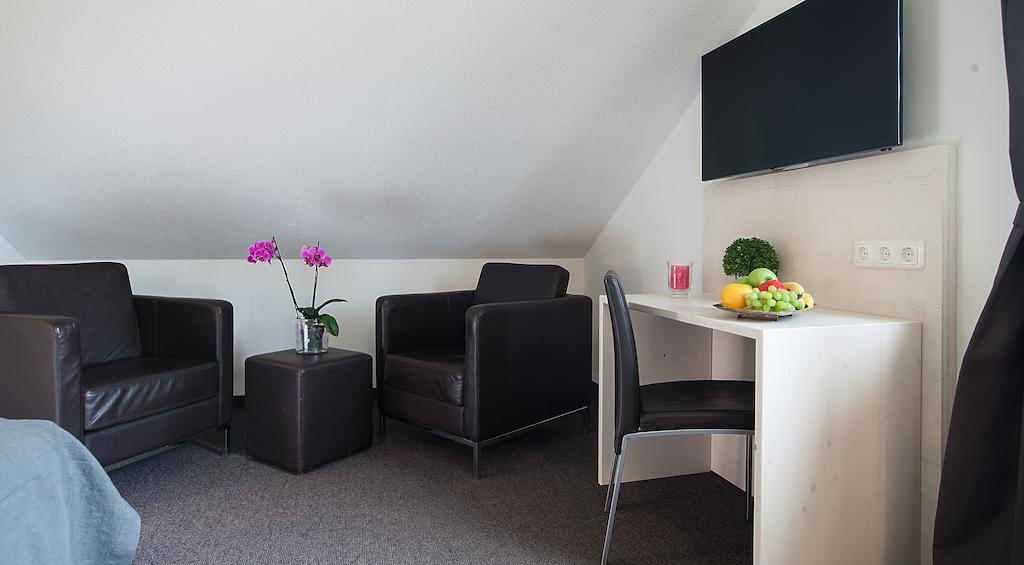 Alpengluehen Smart Hotel Olching Δωμάτιο φωτογραφία