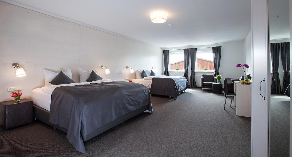 Alpengluehen Smart Hotel Olching Δωμάτιο φωτογραφία