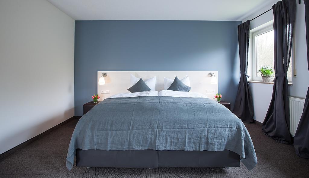 Alpengluehen Smart Hotel Olching Δωμάτιο φωτογραφία